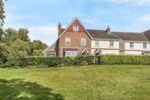 Free download 102992 ALR 140022 IMG 01 0000 Max 656x 437 free photo or picture to be edited with GIMP online image editor