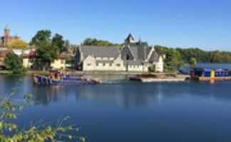 Free download 2016 10 05 Barge On Vancleef free photo or picture to be edited with GIMP online image editor