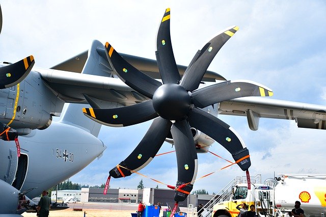 Free download a400m propeller scimitar propeller free picture to be edited with GIMP free online image editor