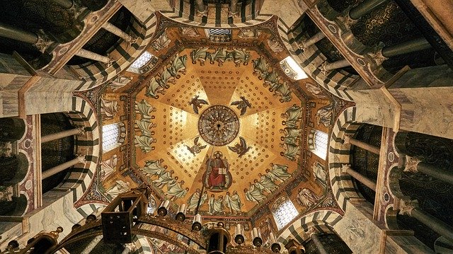 Muat turun percuma Aachen Dom Travel Imperial - foto atau gambar percuma untuk diedit dengan editor imej dalam talian GIMP