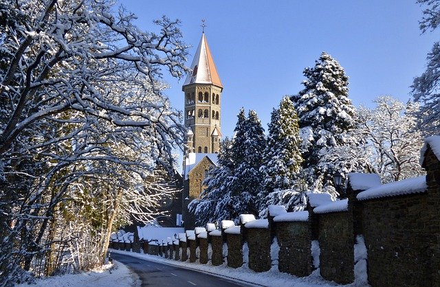 Téléchargement gratuit de l'abbaye de Clervaux Luxembourg - photo ou image gratuite à éditer avec l'éditeur d'images en ligne GIMP