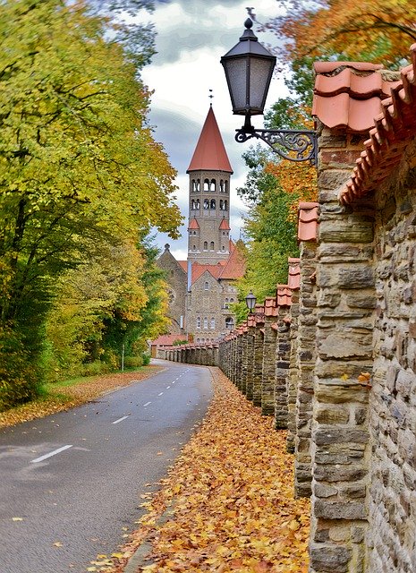 Bezpłatne pobieranie Abbey Luxembourg Clervaux - bezpłatne zdjęcie lub obraz do edycji za pomocą internetowego edytora obrazów GIMP