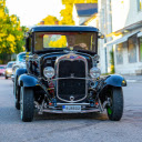 A Black Vintage Car on Road  screen for extension Chrome web store in OffiDocs Chromium