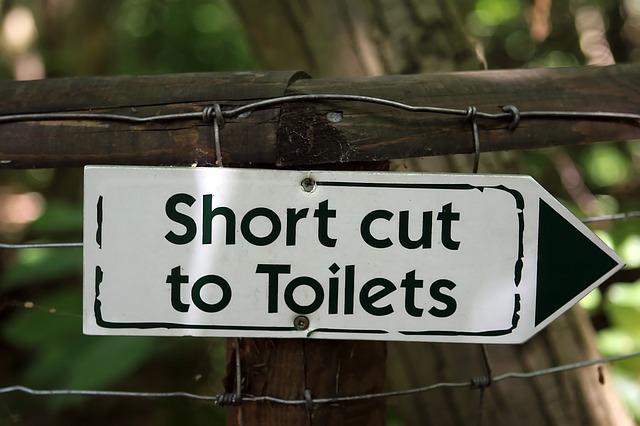 Free download ad announce announcement bathroom free picture to be edited with GIMP free online image editor