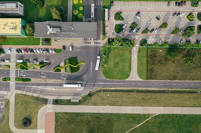 Descarga gratuita Fotografía aérea con drones: foto o imagen gratuita para editar con el editor de imágenes en línea GIMP