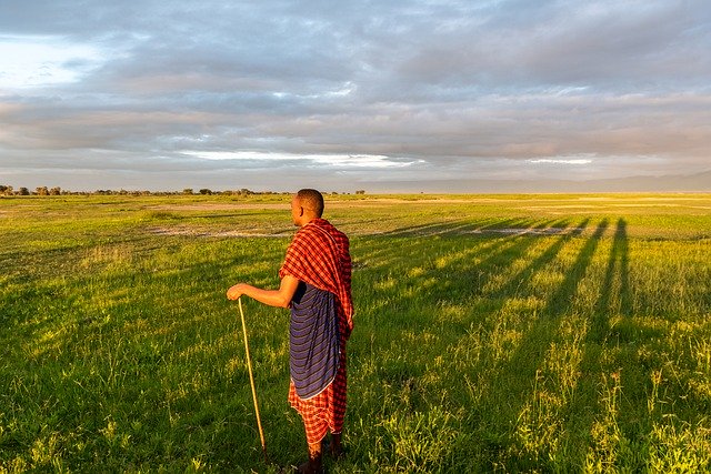 Descărcare gratuită Africa Human Safari - fotografie sau imagini gratuite pentru a fi editate cu editorul de imagini online GIMP