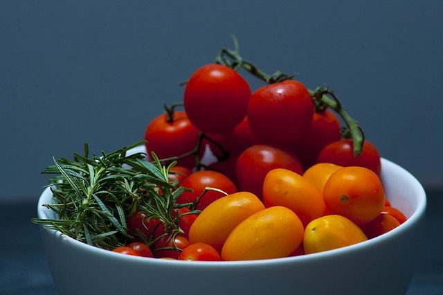 Descarga gratuita Agro Tomatoes Gastronomy - foto o imagen gratuita para editar con el editor de imágenes en línea GIMP