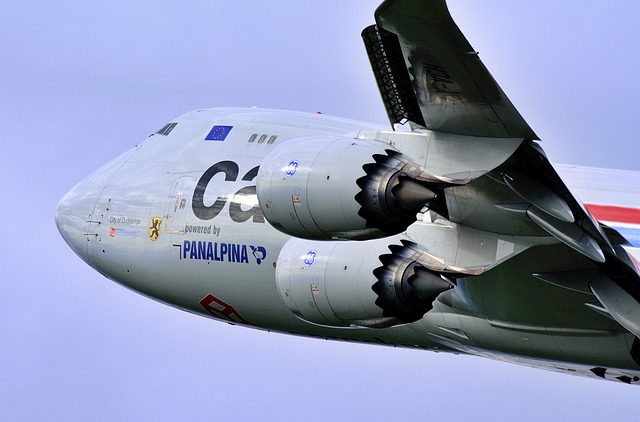 Free download aircraft flight flying boeing 747 free picture to be edited with GIMP free online image editor