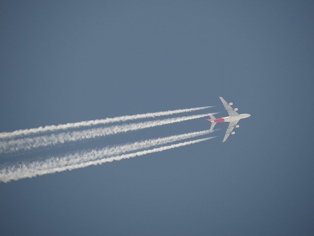 Безкоштовно завантажте Aircraft Sky Contrail - безкоштовне фото або зображення для редагування за допомогою онлайн-редактора зображень GIMP