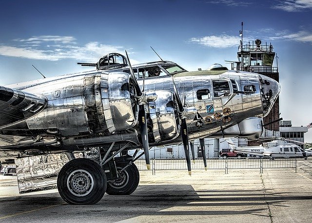 Free download airplane military aircraft b 17 free picture to be edited with GIMP free online image editor
