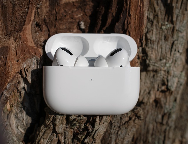 Free graphic airpods headphones technology to be edited by GIMP free image editor by OffiDocs