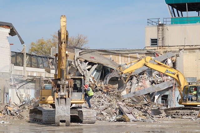 تنزيل Airport Demolition Equipment مجانًا - صورة مجانية أو صورة لتحريرها باستخدام محرر الصور عبر الإنترنت GIMP