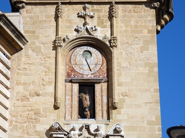 Descărcare gratuită Aix-En-Provence Belfry Clock - fotografie sau imagine gratuită pentru a fi editată cu editorul de imagini online GIMP