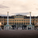 A large building with columns and statues  screen for extension Chrome web store in OffiDocs Chromium