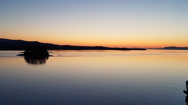 Unduh gratis Alaskan Sunset Cruise - foto atau gambar gratis untuk diedit dengan editor gambar online GIMP