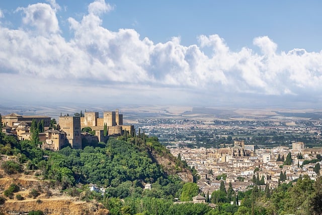 Kostenloser Download Alhambra Granada Architektur Kostenloses Bild, das mit dem kostenlosen Online-Bildeditor GIMP bearbeitet werden kann