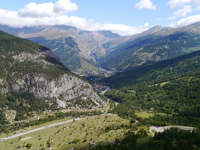 Скачать бесплатно Alps Cycling Race Bike - бесплатное фото или изображение для редактирования с помощью онлайн-редактора изображений GIMP