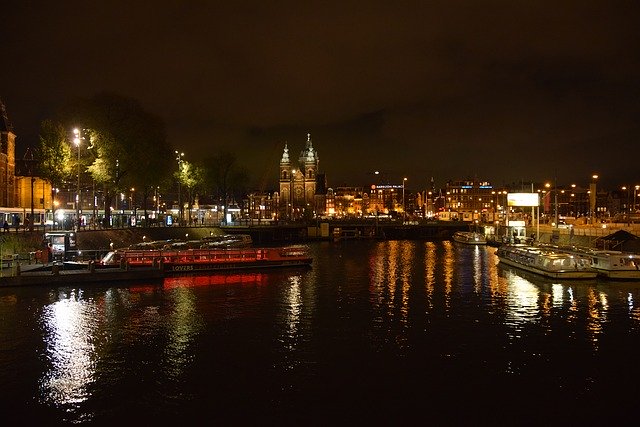 Libreng download Amsterdam Night Holland - libreng larawan o larawan na ie-edit gamit ang GIMP online na editor ng imahe