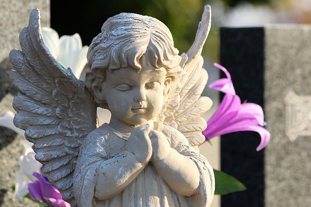 無料ダウンロード天使の祈りの彫刻像 - GIMP オンライン画像エディターで編集できる無料の写真または画像