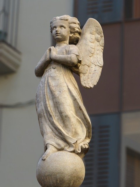 Baixe grátis Angel Statue Olot - foto ou imagem grátis para ser editada com o editor de imagens online GIMP
