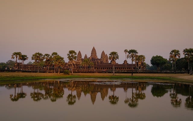 Unduh gratis gambar gratis kuil Angkor Wat Combodia untuk diedit dengan editor gambar online gratis GIMP