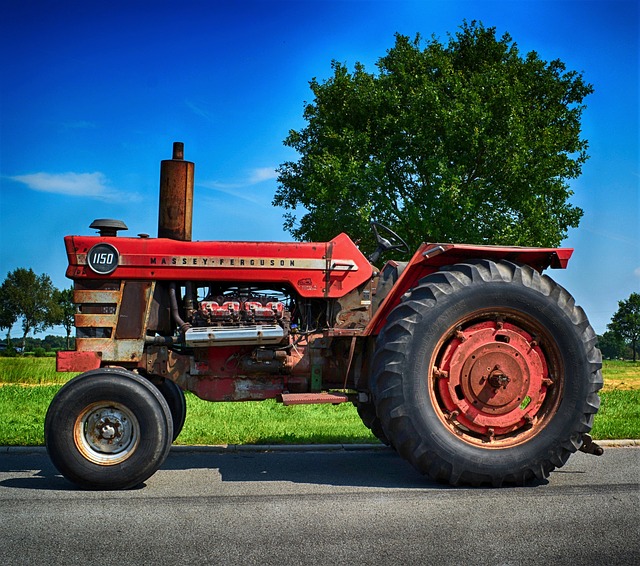 Free download antique car tractor mf free picture to be edited with GIMP free online image editor