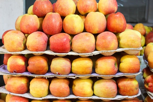 Descărcare gratuită mere fructe fermă hrană recolta poză gratuită pentru a fi editată cu editorul de imagini online gratuit GIMP