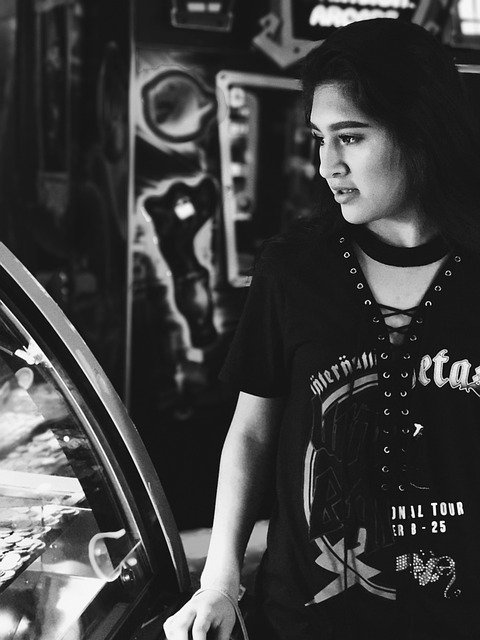 Free download arcade girl b w black and white free picture to be edited with GIMP free online image editor