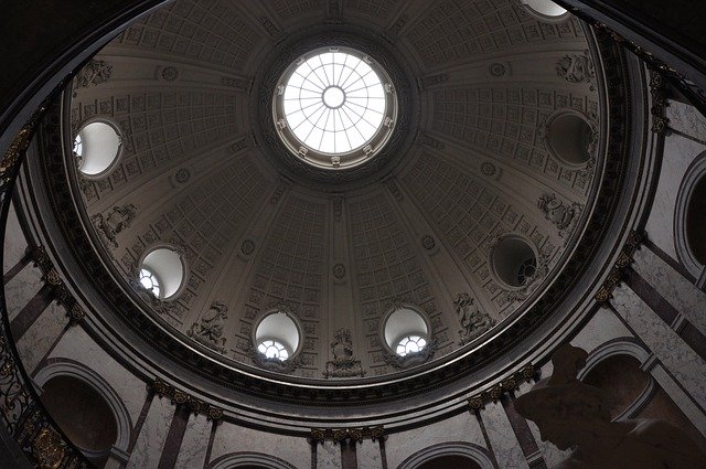 ดาวน์โหลดฟรี Architecture Ceiling Berlin - ภาพถ่ายหรือรูปภาพที่จะแก้ไขด้วยโปรแกรมแก้ไขรูปภาพออนไลน์ GIMP