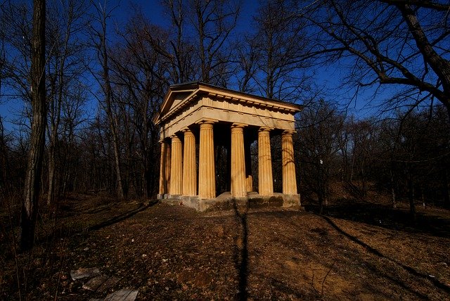 Bezpłatne pobieranie Architecture Doric Pavilion Full - bezpłatne zdjęcie lub obraz do edycji za pomocą internetowego edytora obrazów GIMP