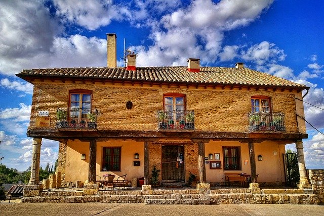 ດາວ​ໂຫຼດ​ຟຣີ Architecture Facade Hotel - ຮູບ​ພາບ​ຟຣີ​ຫຼື​ຮູບ​ພາບ​ທີ່​ຈະ​ໄດ້​ຮັບ​ການ​ແກ້​ໄຂ​ກັບ GIMP ອອນ​ໄລ​ນ​໌​ບັນ​ນາ​ທິ​ການ​ຮູບ​ພາບ​