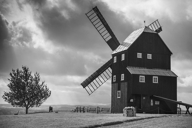 Téléchargement gratuit Architecture Windmill Mill - photo ou image gratuite à modifier avec l'éditeur d'images en ligne GIMP