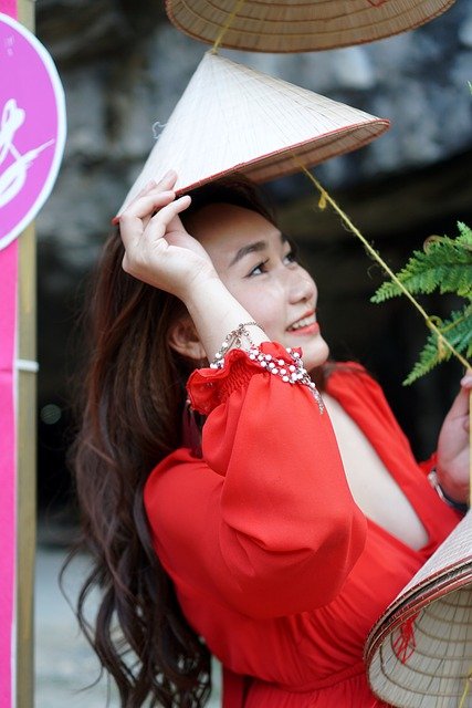 دانلود رایگان عکس کلاه مخروطی آسیایی زن آسیایی رایگان برای ویرایش با ویرایشگر تصویر آنلاین رایگان GIMP