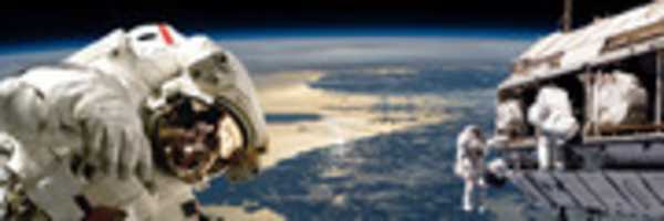 Free download Astronauts in Space - Image free photo or picture to be edited with GIMP online image editor