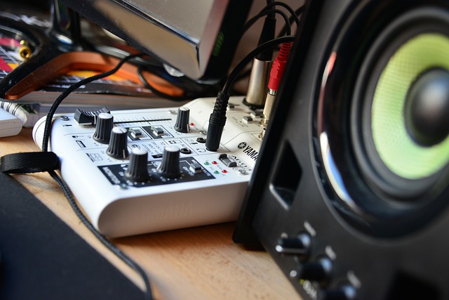 Free download audio interface music speaker free picture to be edited with GIMP free online image editor