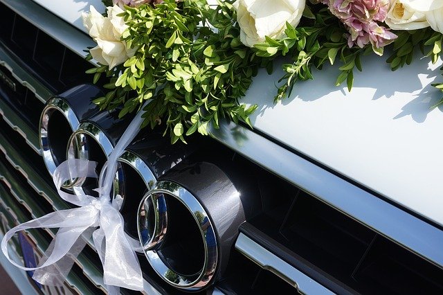 Free download audi wedding gift rings q7 suv free picture to be edited with GIMP free online image editor