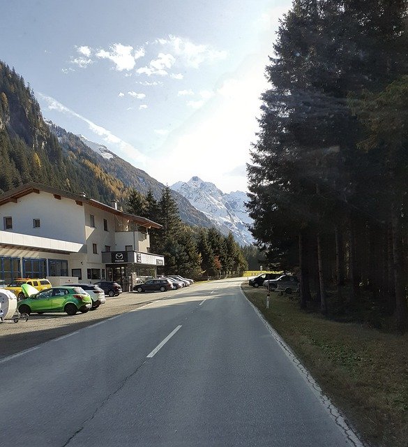 Download gratuito Austria Road Mountains - foto o immagine gratuite gratuite da modificare con l'editor di immagini online di GIMP