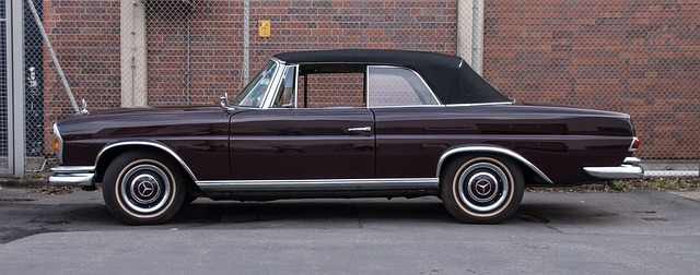Free download automobile mercedes w111 free picture to be edited with GIMP free online image editor
