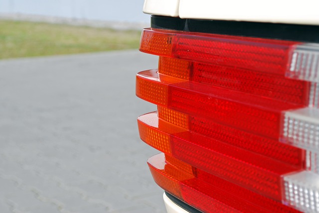 Free download automobile mercedes w126 tail light free picture to be edited with GIMP free online image editor