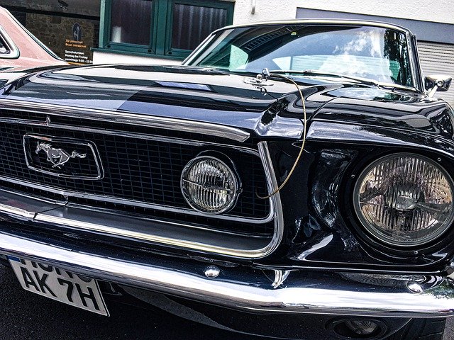 ດາວ​ໂຫຼດ​ຟຣີ Auto Oldtimer Mustang - ຮູບ​ພາບ​ຟຣີ​ຫຼື​ຮູບ​ພາບ​ທີ່​ຈະ​ໄດ້​ຮັບ​ການ​ແກ້​ໄຂ​ກັບ GIMP ອອນ​ໄລ​ນ​໌​ບັນ​ນາ​ທິ​ການ​ຮູບ​ພາບ​