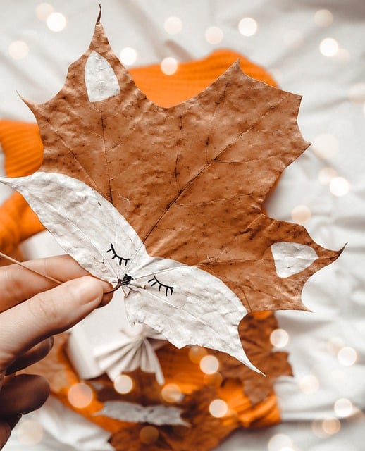 Free download autumn leaf fox flatlay blog free picture to be edited with GIMP free online image editor