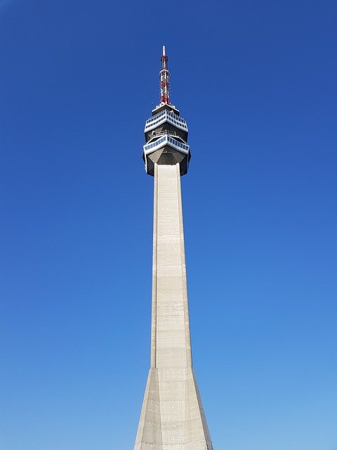 Gratis download Avala Tower Belgrado - gratis foto of afbeelding om te bewerken met GIMP online afbeeldingseditor