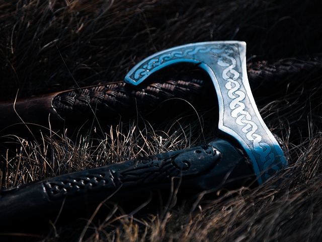 Free download axe weapon tool equipment viking free picture to be edited with GIMP free online image editor