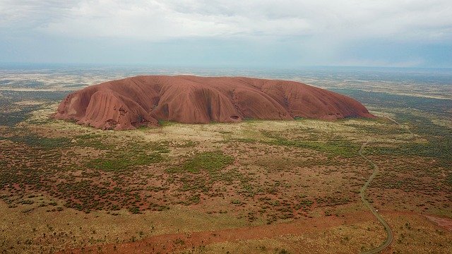 Bezpłatne pobieranie darmowego szablonu zdjęć AyerS Rock Uluru do edycji za pomocą internetowego edytora obrazów GIMP