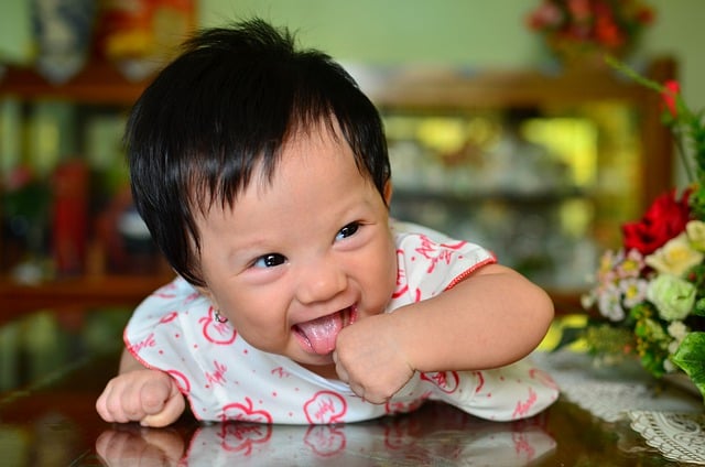 Free download baby cute smile sweet little angel free picture to be edited with GIMP free online image editor