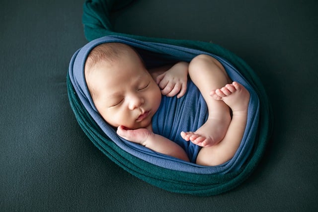 Free download baby sleep child fun little free picture to be edited with GIMP free online image editor