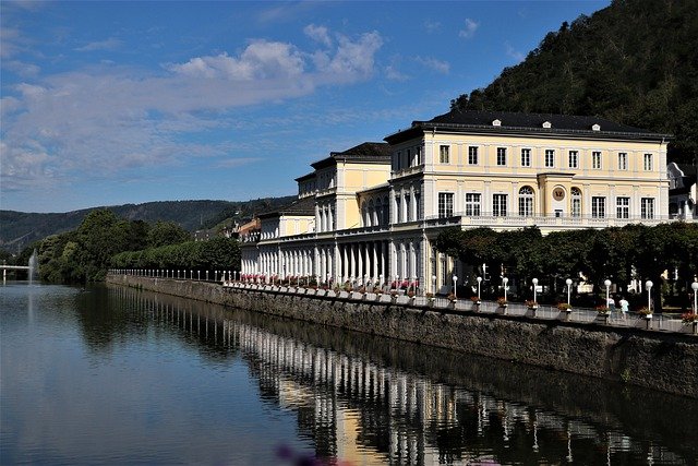 Free download bad ems course hall building flow free picture to be edited with GIMP free online image editor
