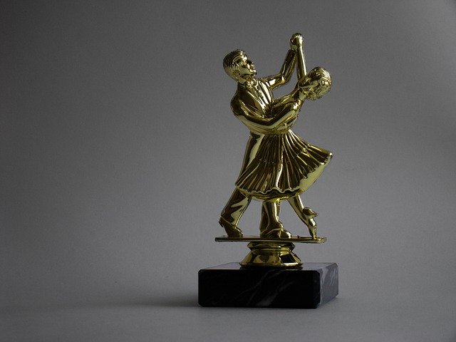 הורדה חינם Ballet The Statue Rewarding - תמונה או תמונה בחינם לעריכה עם עורך התמונות המקוון GIMP