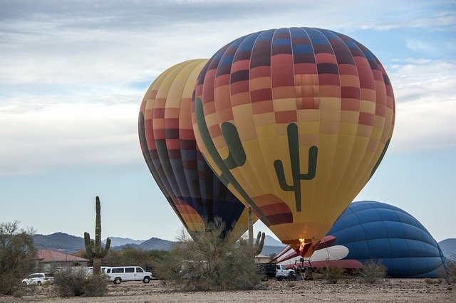 Kostenloser Download Balloon Arizona Desert - kostenloses Foto oder Bild zur Bearbeitung mit GIMP Online-Bildbearbeitung