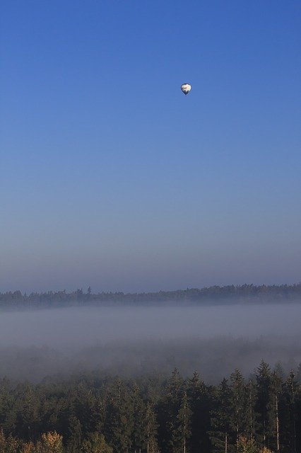 ดาวน์โหลดฟรี Balloon Morgenstimmung Fog - รูปภาพหรือรูปภาพที่จะแก้ไขด้วยโปรแกรมแก้ไขรูปภาพออนไลน์ GIMP ได้ฟรี